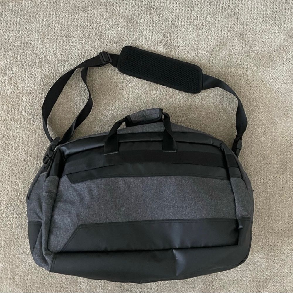 Oakley Weekender Duffel Bag
